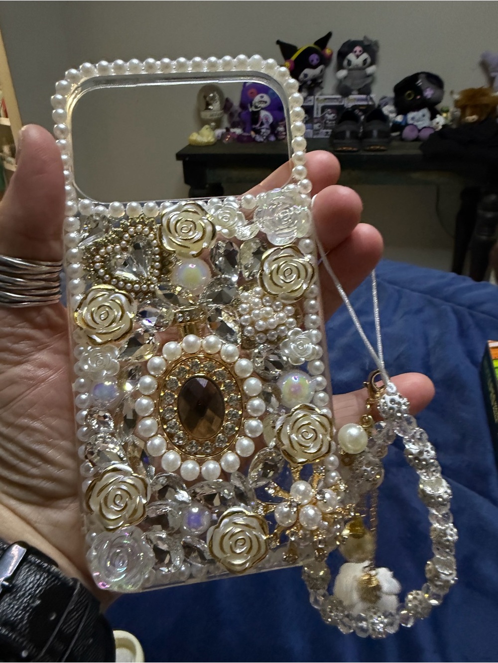 Beaded Gold & Pearl Floral Phone Wristlet - Decorative Women's Accessory